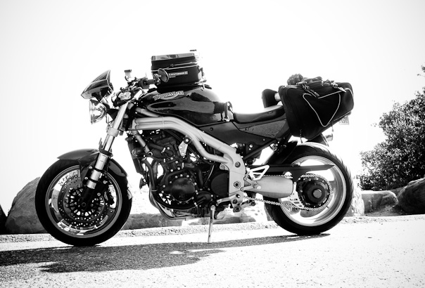 Steed for 2 days & 900 miles - 2002 Triumph Speed Triple